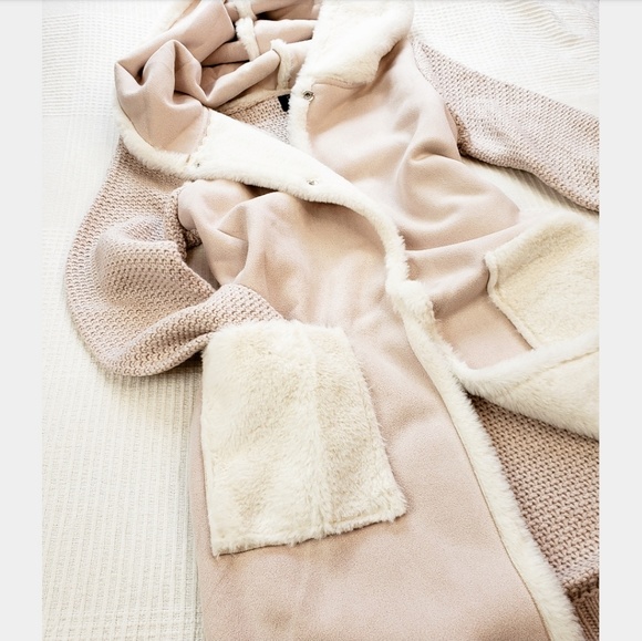 🆕️//Winter Collectio// soft pink coat w hoodie - Picture 7 of 8